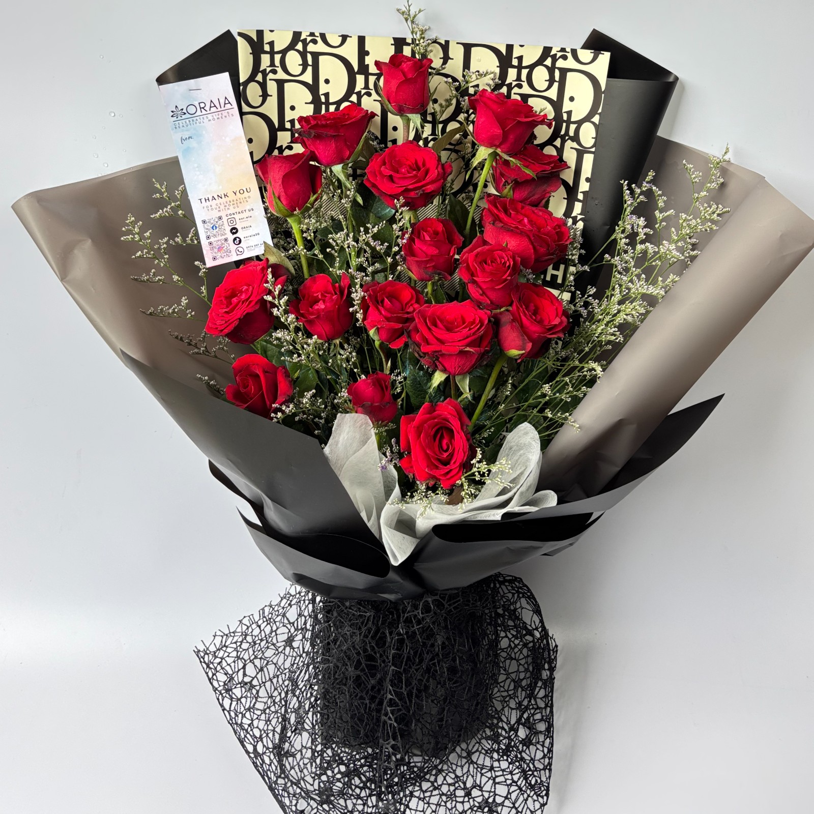 Elizabeth: Roses, Red